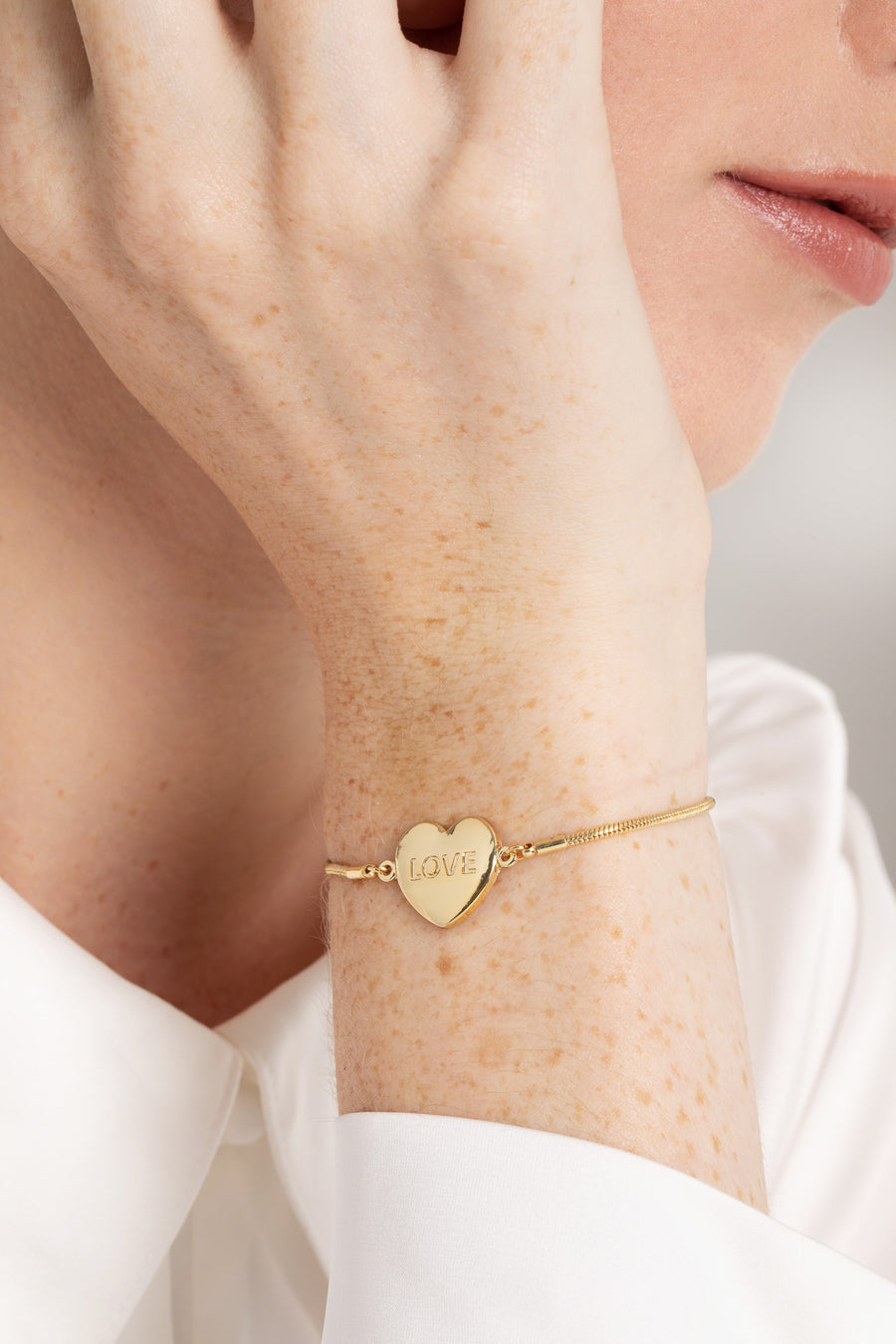 gold love heart bracelet gift 